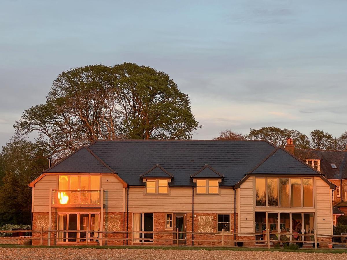 Flint House - Goodwood Events Panzió Chichester Kültér fotó